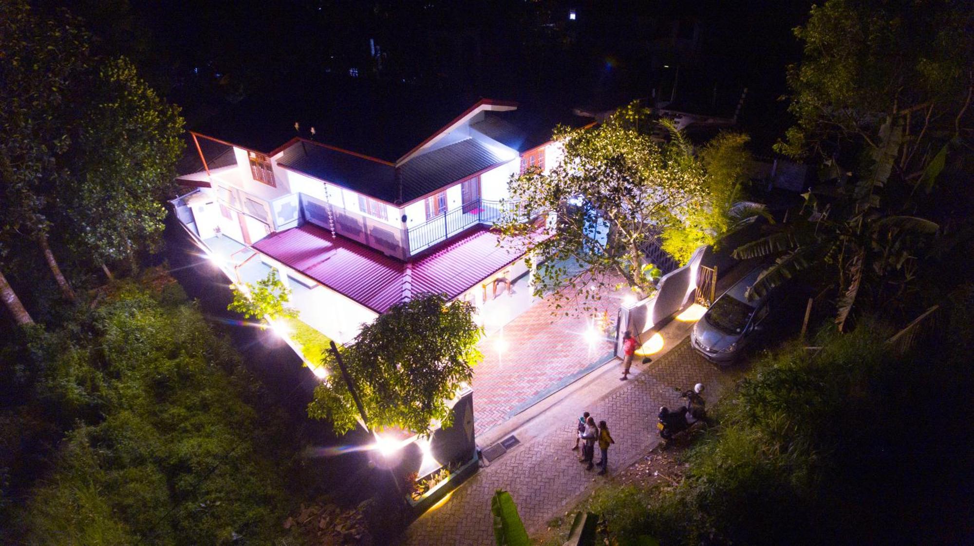 Dinsara Pearl Villa Weligama Exteriör bild