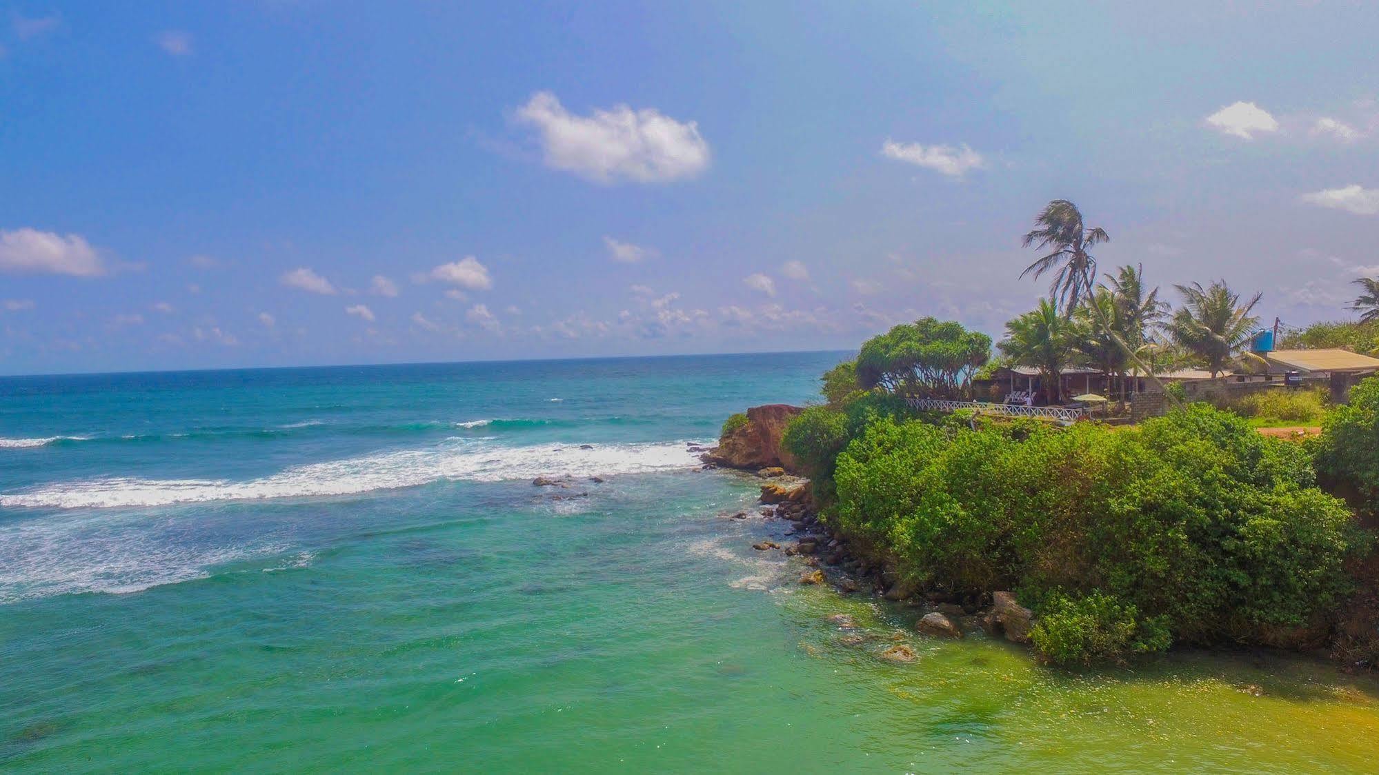 Dinsara Pearl Villa Weligama Exteriör bild