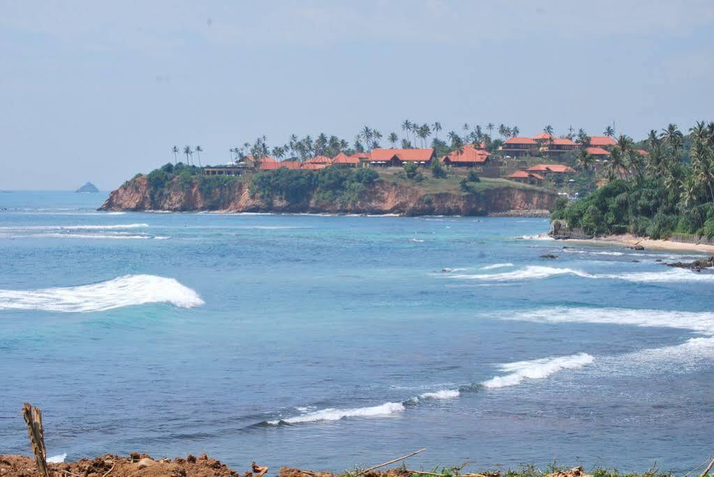 Dinsara Pearl Villa Weligama Exteriör bild